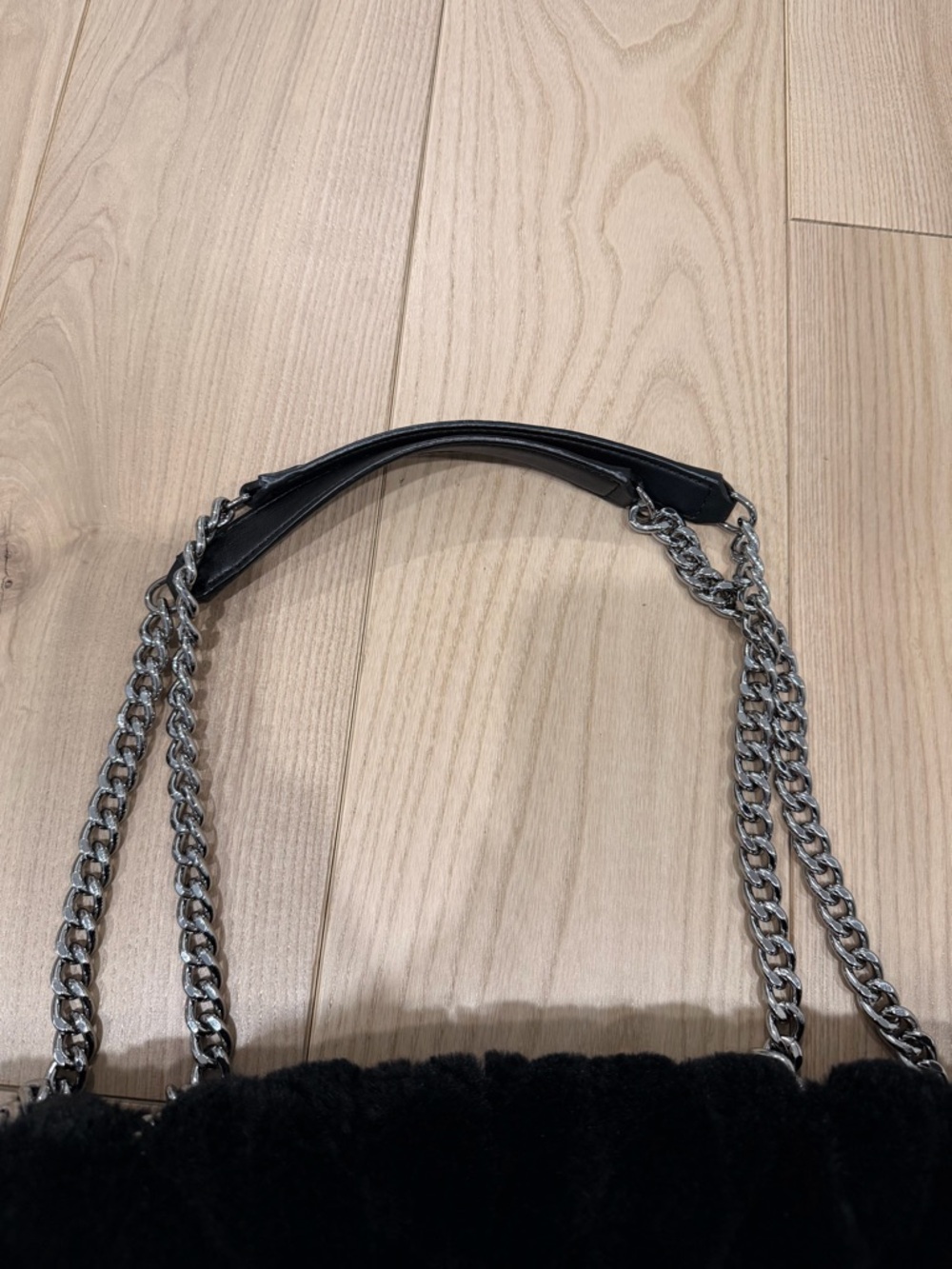 Karl Lagerfeld Black Faux Fur Shoulder Bag with Silver Chain - Picture 3 of 16